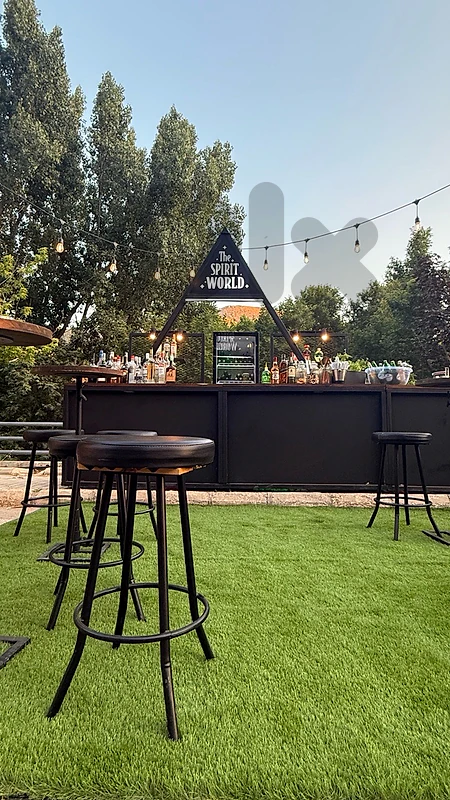 BAR- Fully Equipped & Modular