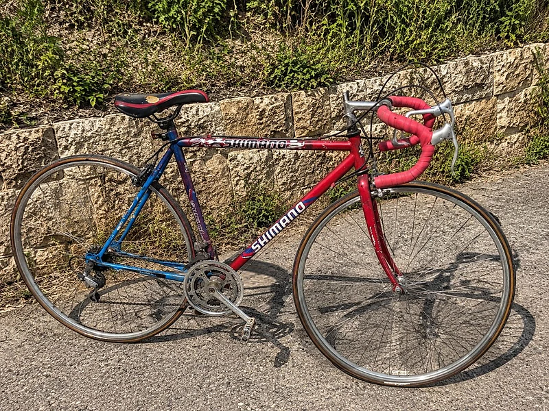 Road Bike 26” – Good Condition | $230