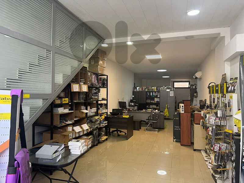 GM714RAJ Shop for rent in Jdeideh -محل للإيجار في الجديدة