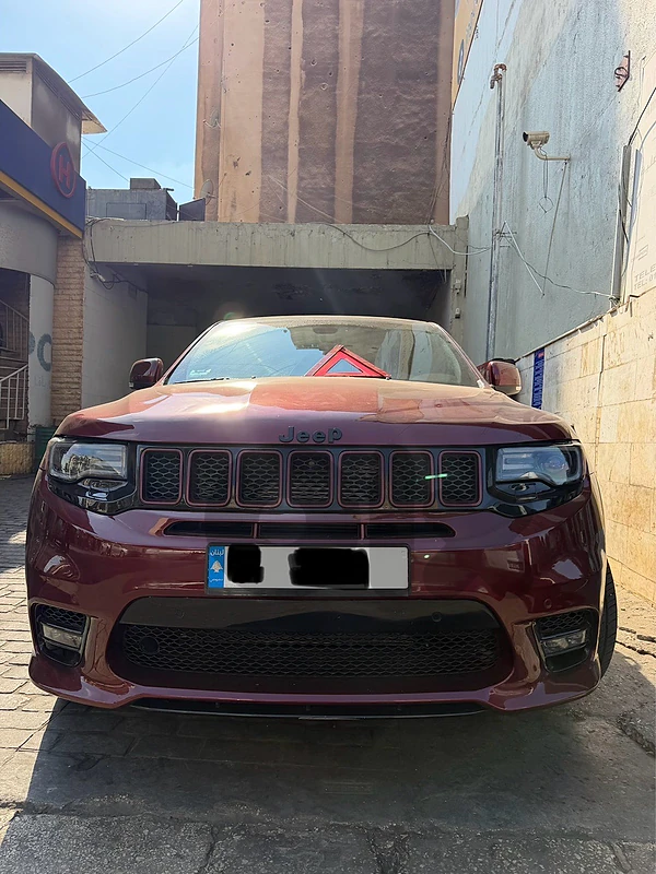 Jeep Grand Cherokee 2017 look srt original Jeep Grand Cherokee 2017 look srt original