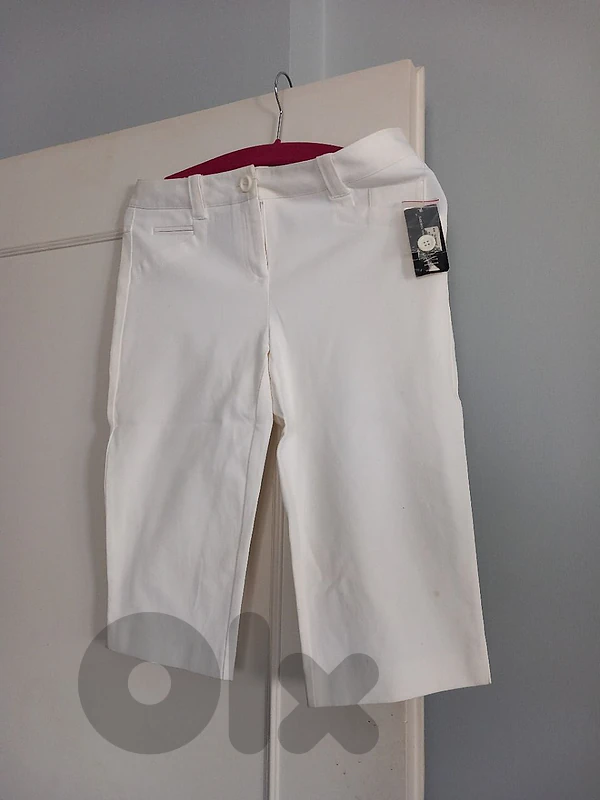 white trousers