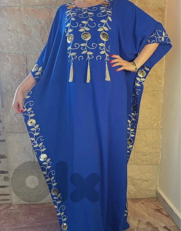عبايات للبيع