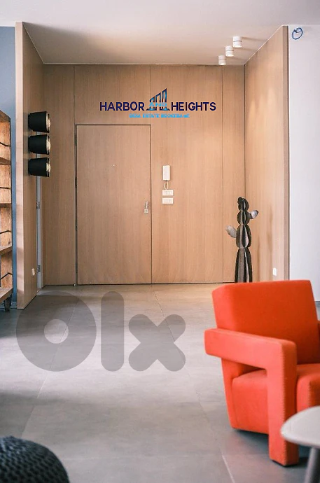Apartment for Sale in Gemayzeh - شقة للبيع في الجمّيزه