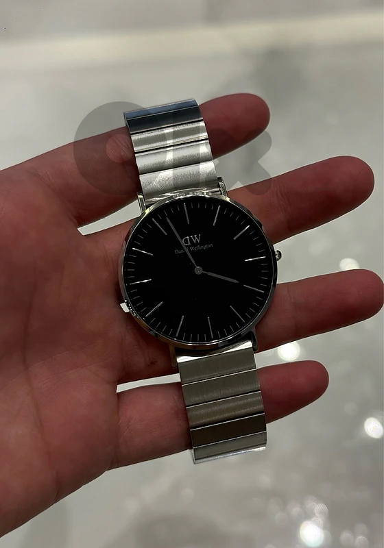 Brand New Daniel Wellington Watch (Never Worn)