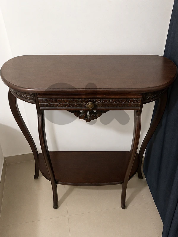 console antique