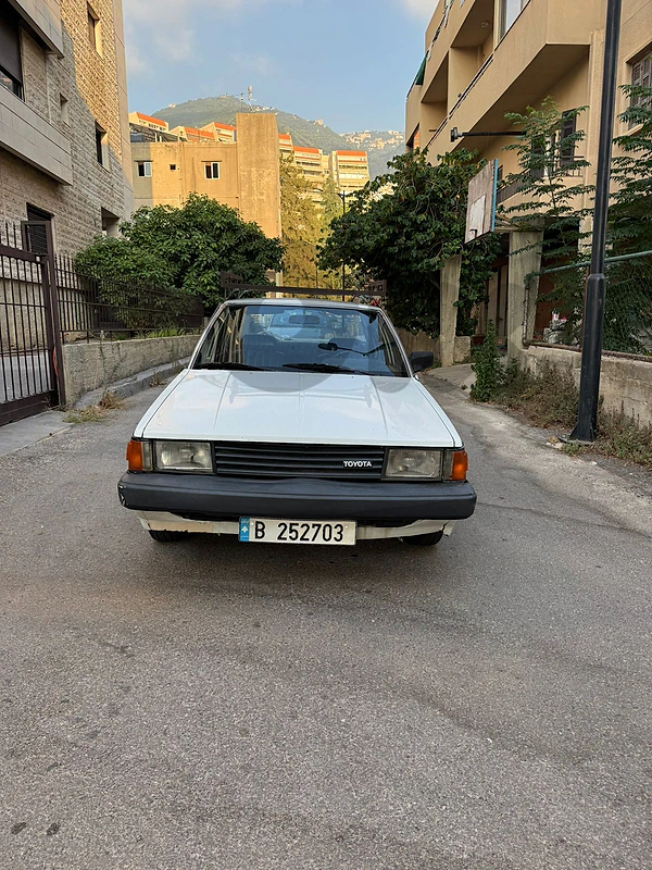 Toyota carina 1983