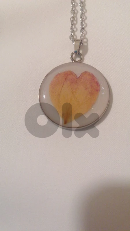 Heart Petal  Necklace /Resin