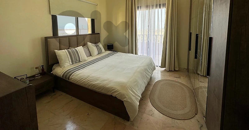 Full Bedroom