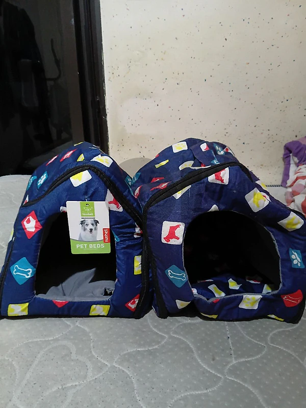 Folding Fabric Dog House    (30$)