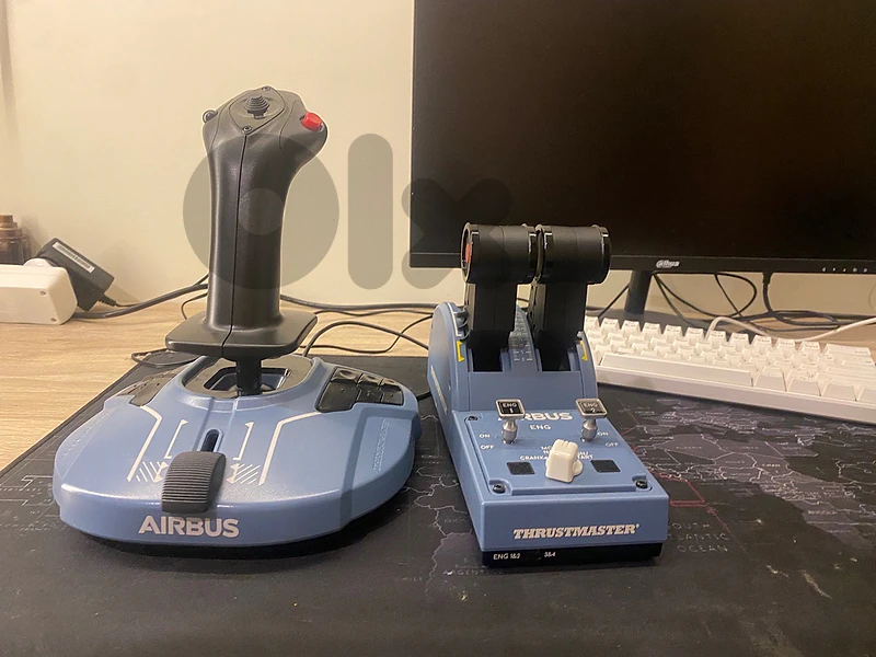 Flight Simulator ( sidestick & throttle )