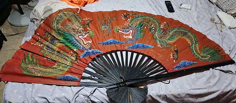 Chinese wall large fan مروحه كبير صيني