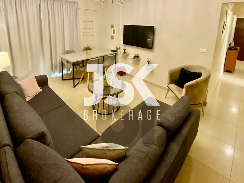 L22452 Nice Apartment For Sale in Achrafieh, Sioufi