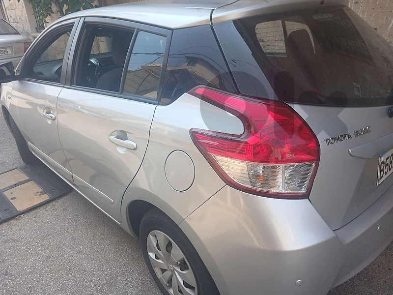 Toyota Yaris 2015