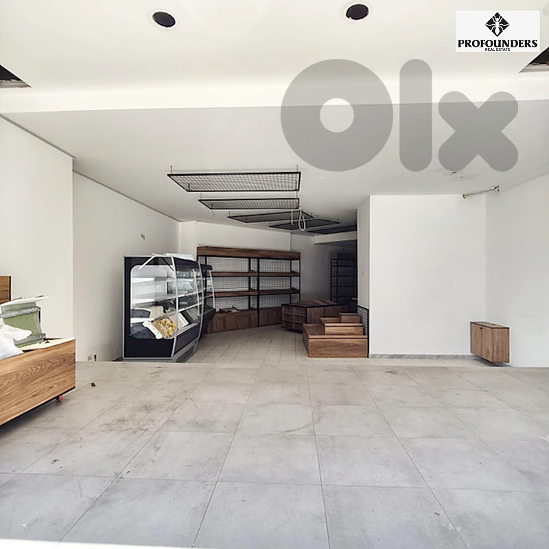 Showroom for rent in Achrafieh صالة عرض للايجار في الاشرفية