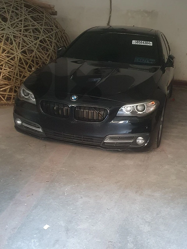 BMW 5-Series 2016 m550i 2016 clean 100% meshye 63 alf full zawayed