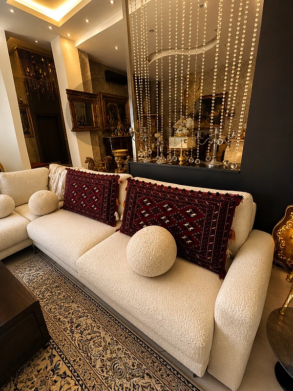 A luxurious heritage oriental cushions/