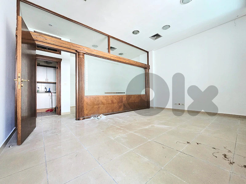 RAO26-5369 Office for Rent in Verdun | 100 sqm