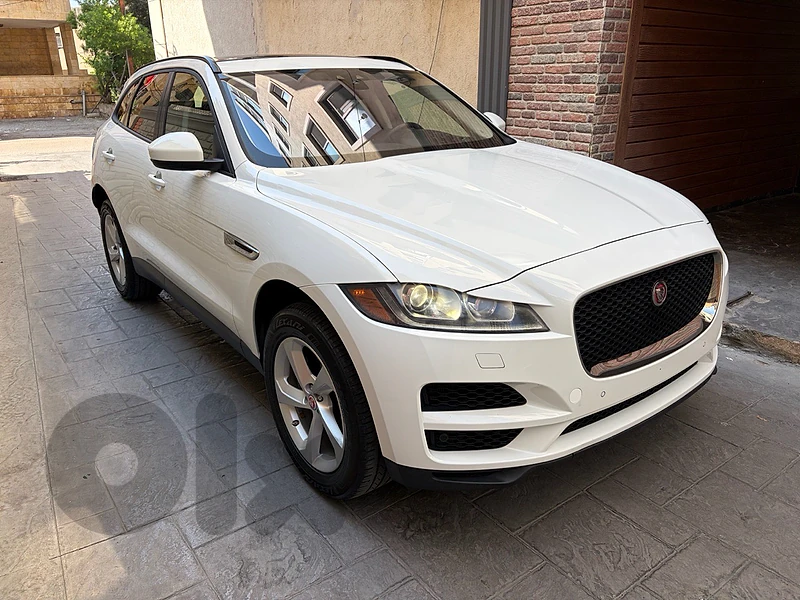 Jaguar F-Pace 2018 CLEANCARFAX