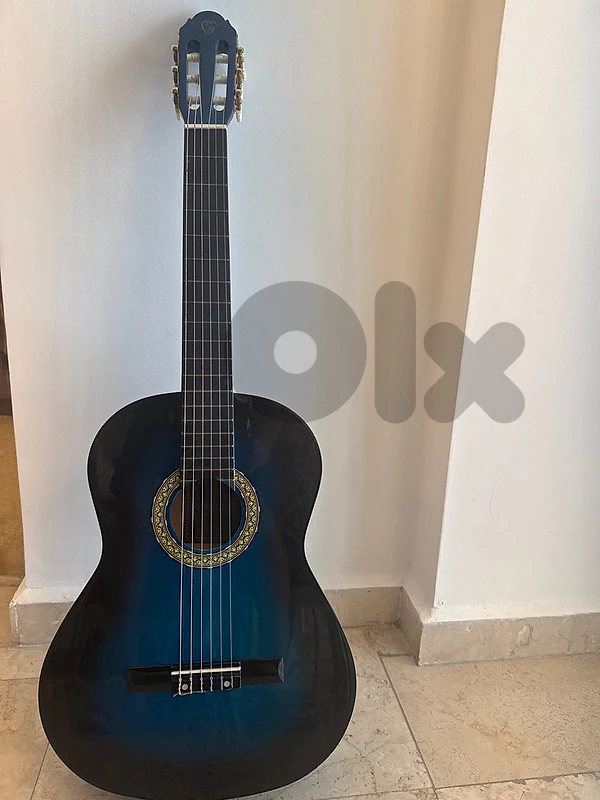 Signature Classical Guitar – Blue