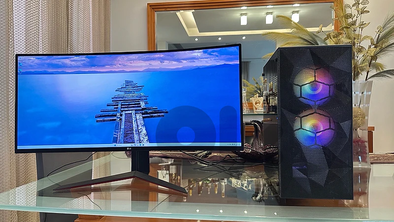 Ultrawide gaming PC