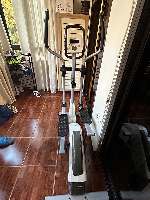 elliptical /cross-trainer