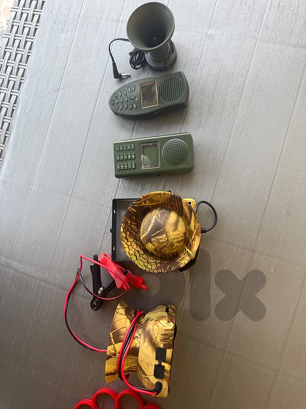 bird caller (مكنات صيد ) for hunting birds