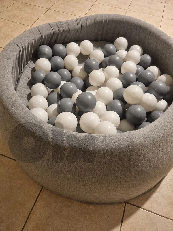 Grey Ball Pit