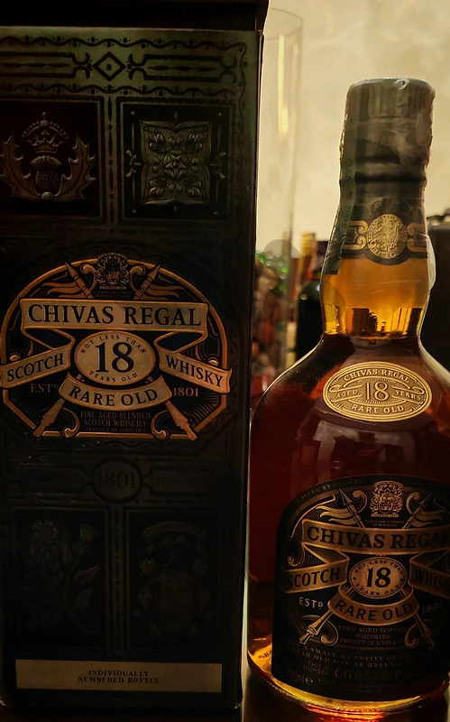 Vintage Chivas Regal 18 Rare Old Collectible with Original Box Vintage Chivas Regal 18 Rare Old Collectible with Original Box
