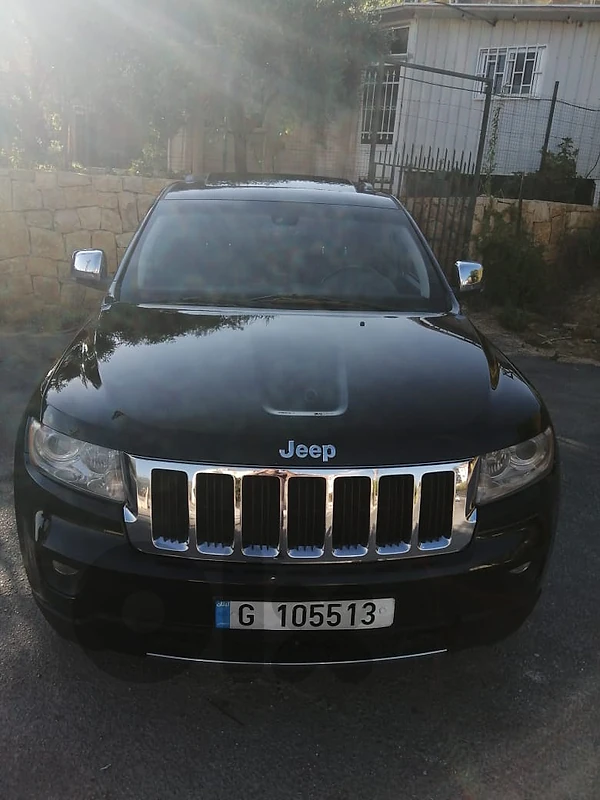 Jeep Grand Cherokee limited plus  2011