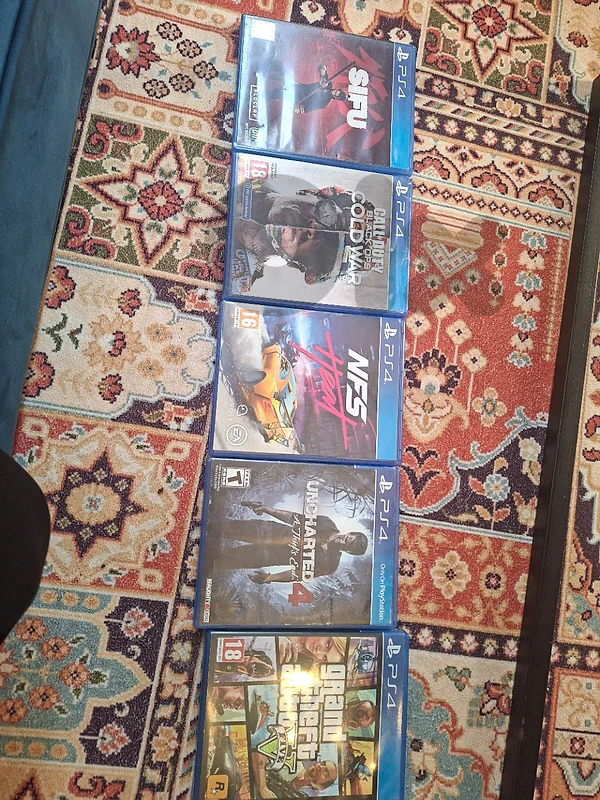 play station 4