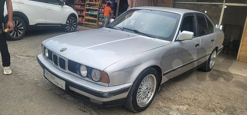 BMW E34	1990