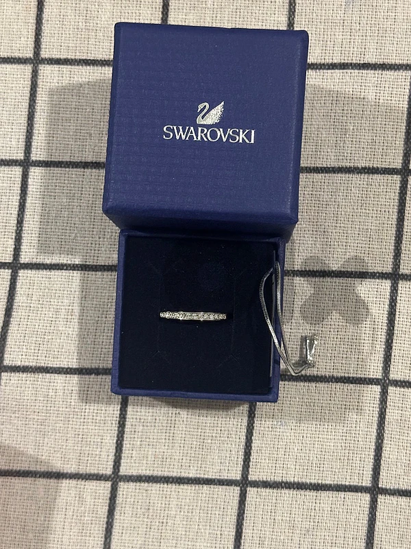 ORIGINAL SWAROSKI BAND RING