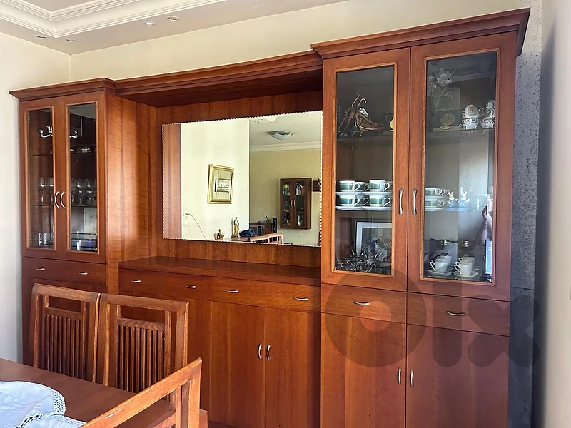 Full Dining room