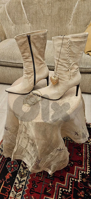 Nawal s closet