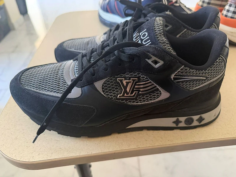 Louis Vuitton Men’s Sneakers – Size 45 – Exclusive Design