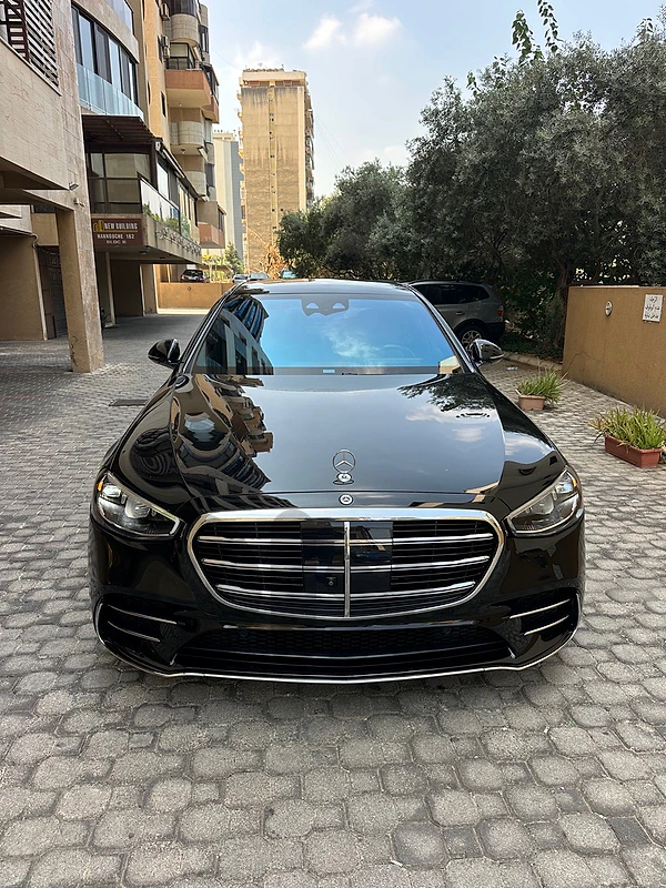 Mercedes S 500 AMG-line 4matic 2022 black on black (clean carfax)