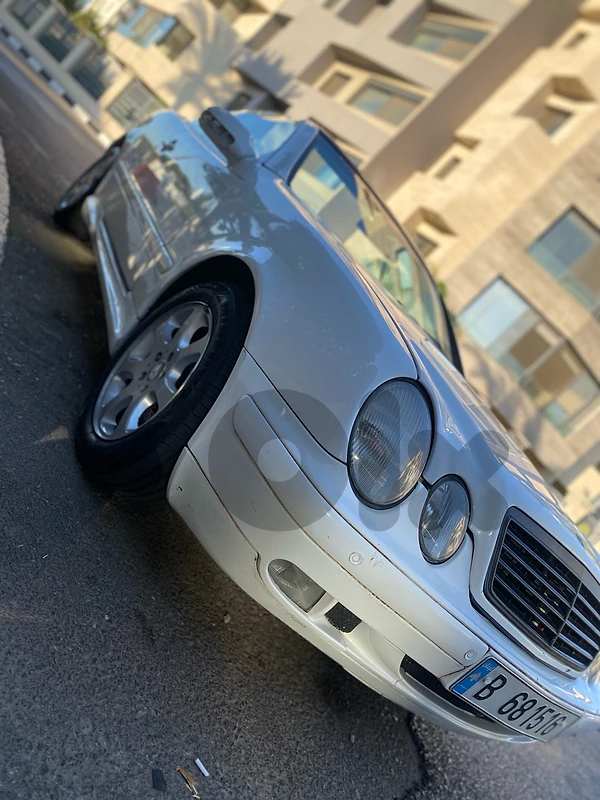 Mercedes-Benz CLK-Class 2003 w208