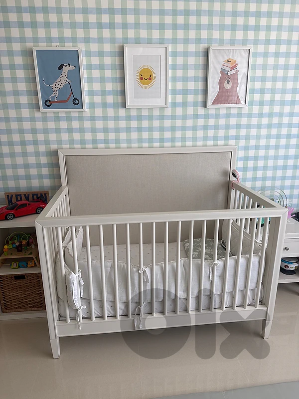 pottery barn bed with mattress