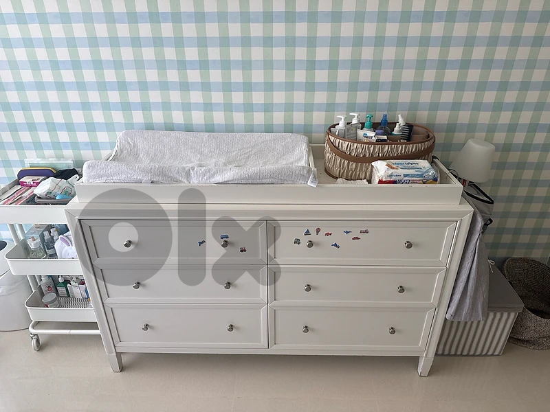 pottery barn changing matt with drawers