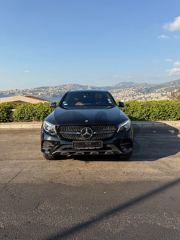 Mercedes GLC 300 coupe 4 MATIC Look AMG full option