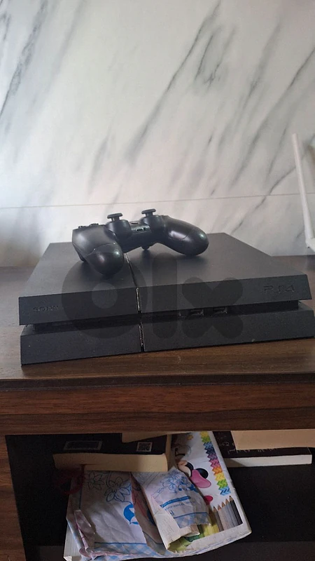 PS4 with UPS for PS4