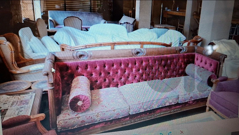 sofa style luxe