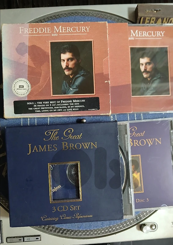 Freddie mercury - solo / james brown-the great - CD