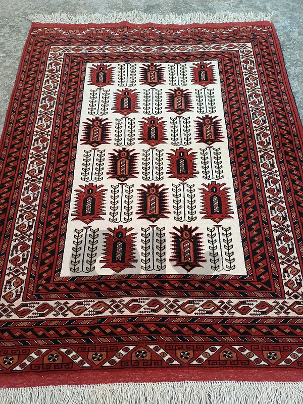 Persian Carpet. Hand made.سجاد عجمي