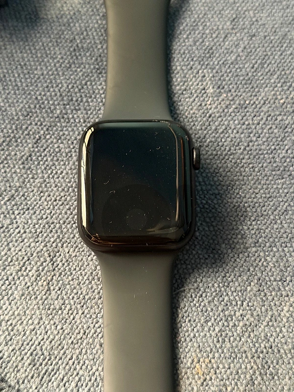 apple watch se3 44mm