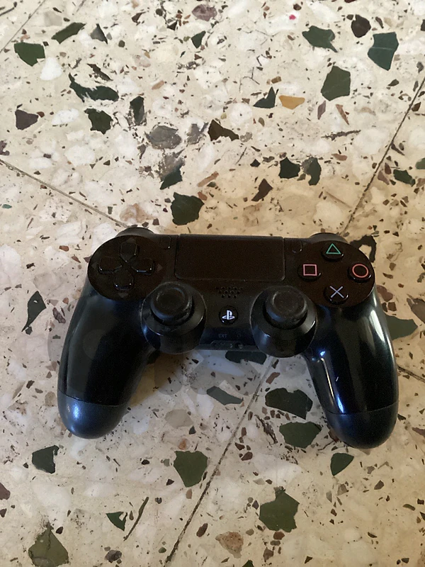 used like new Playstation 4  DualShock Controller