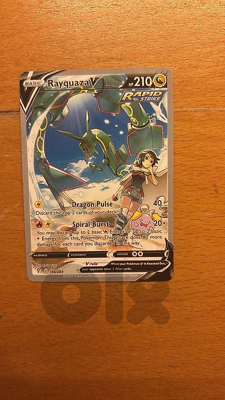 Pokemon card rayquaza V ( mint condition )