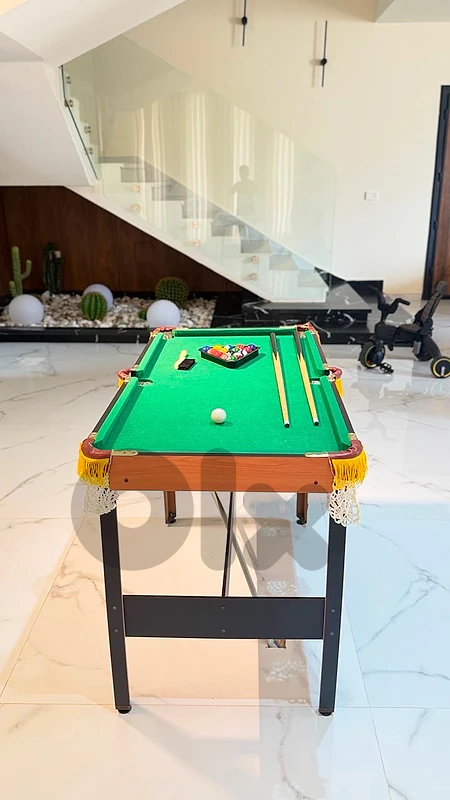billiard table billiard table