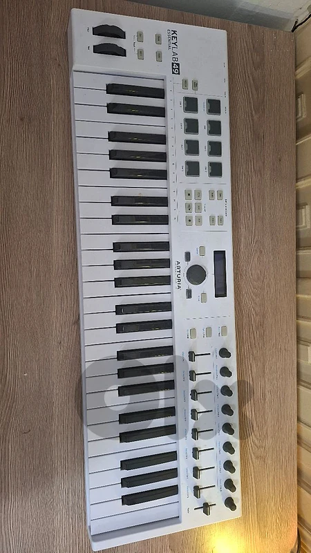 49-key USB MIDI keyboard
