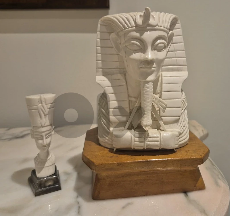 King Tutankhanum